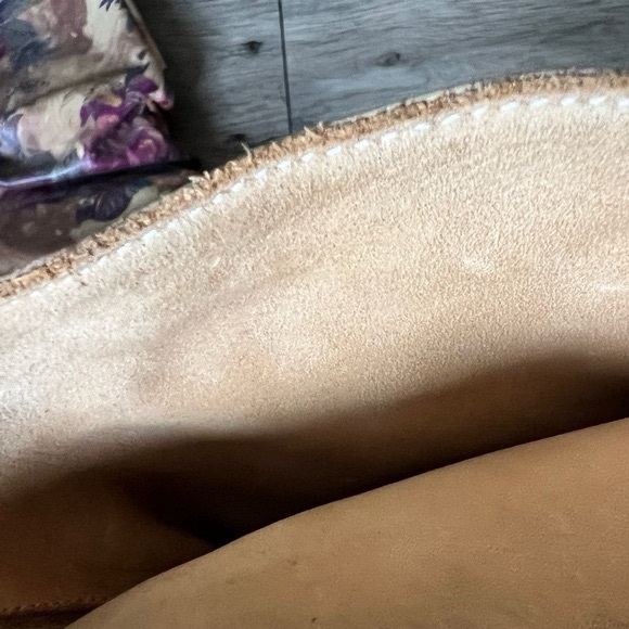 Rare Find Handmade Goka Floral Boot - Picture 4 of 5